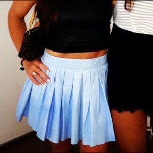 Alice and Olivia blue leather pleated skirt